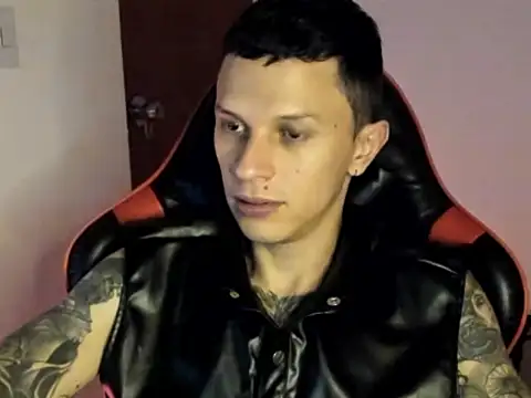 Snapshot of goodboy69l chatting on April 23, 2026, 9:28 pm goodboy69l online show from April 23, 2026, 9:28 pm