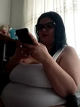 Madisonpalacio online show from February 15, 2025, 8:33 pm