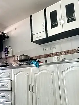 Madisonpalacio online show from November 11, 2025, 3:12 pm