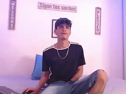 harrytomson 1 online show from December 30, 2024, 8:54 am