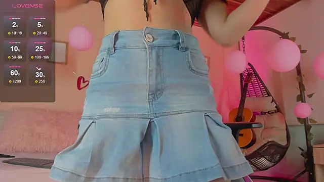 honey fox1 online show from February 17, 2025, 9:52 pm