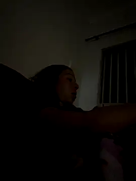 leelecarolinna online show from January 7, 2026, 3:20 am