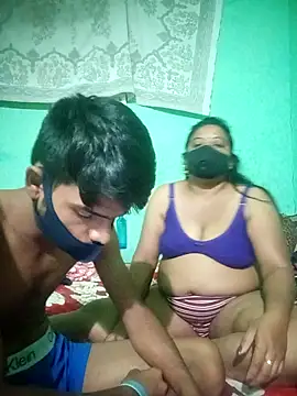 Group Of Lust online show from April 15, 2026, 8:31 pm