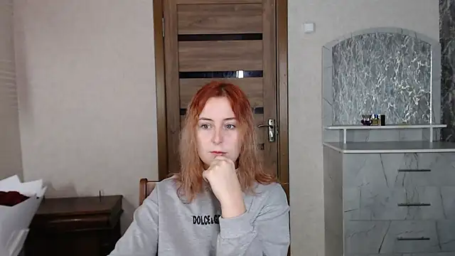 Kristy-Max online show from September 19, 2025, 8:53 pm