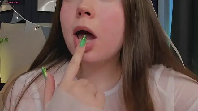 SunnyRisha online show from February 20, 2025, 6:17 am