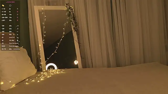 SunnyRisha online show from December 23, 2025, 5:16 am