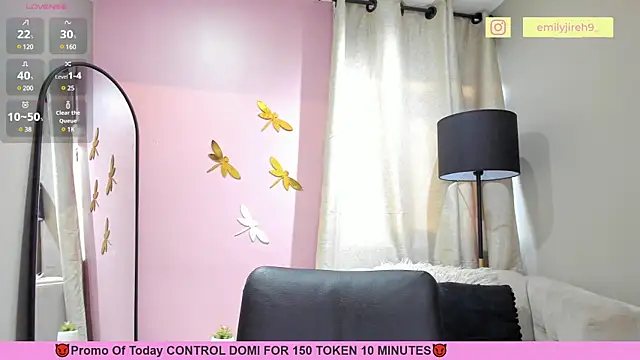  EmilyJireh  online show from January 25, 2025, 10:39 pm