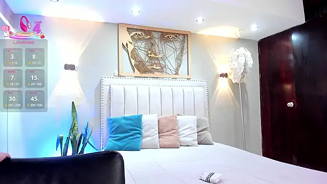  EmilyJireh  online show from October 1, 2025, 7:42 pm