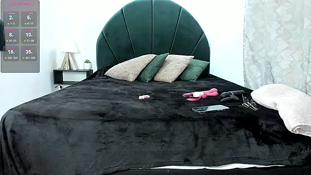  EmilyJireh  online show from February 23, 2026, 7:33 pm