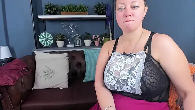 JesiaFoxi online show from September 23, 2025, 10:40 am