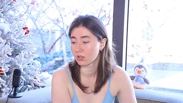 GentleSparkMay online show from January 13, 2025, 8:15 am