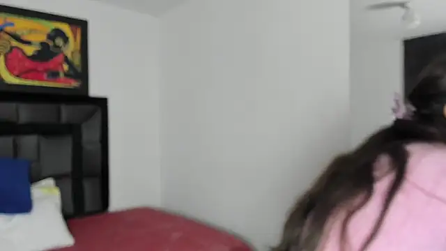 tatiana valencia online show from March 5, 2025, 12:33 pm