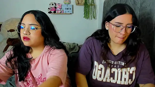 maddie-and-chelsea- online show from October 2, 2025, 11:06 am