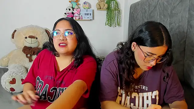 maddie-and-chelsea- online show from October 10, 2025, 8:02 am