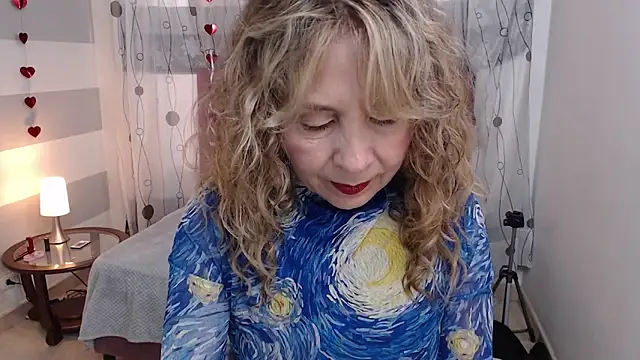 Afrodita sg online show from March 19, 2025, 7:17 pm