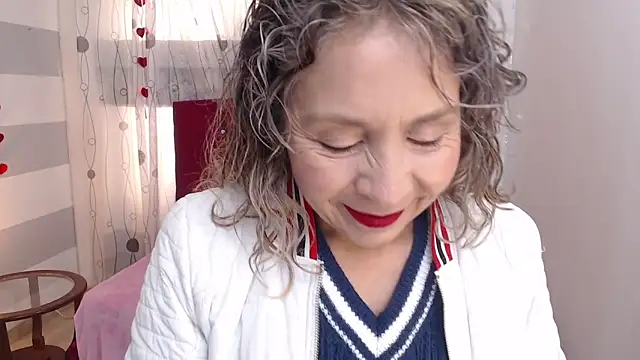 Afrodita sg online show from September 26, 2025, 1:37 pm