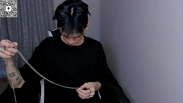 CHERLYBAY online show from February 17, 2025, 9:08 pm