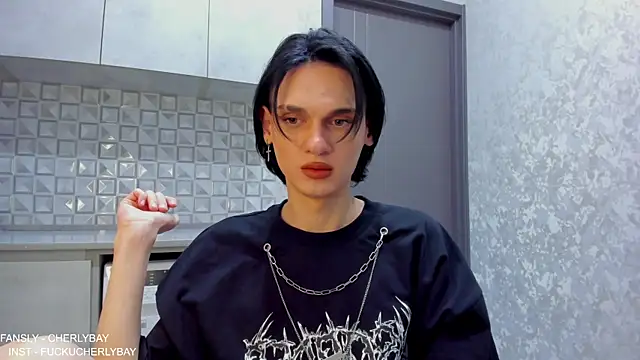 CHERLYBAY online show from December 1, 2025, 8:47 pm