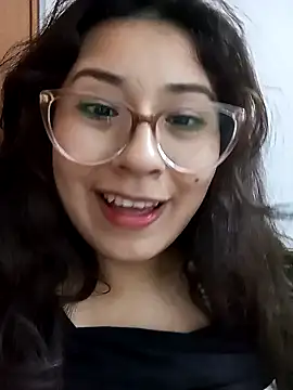 MishuColfer online show from October 31, 2025, 7:42 am