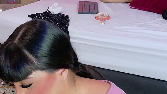 Snapshot of Alexa_Miss chatting on February 9, 2025, 5:43 pm Alexa Miss online show from February 9, 2025, 5:43 pm