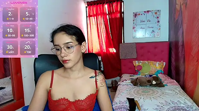 miley blue  online show from March 17, 2025, 7:15 pm