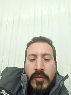 Snapshot of Karizmatikman chatting on April 22, 2026, 5:58 pm Karizmatikman online show from April 22, 2026, 5:58 pm
