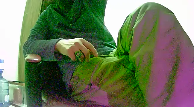 Snapshot of hardbigcock16 chatting on February 5, 2025, 12:17 pm hardbigcock16 online show from February 5, 2025, 12:17 pm