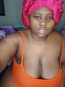 Snapshot of queenxdede chatting on May 15, 2026, 3:57 am queenxdede online show from May 15, 2026, 3:57 am