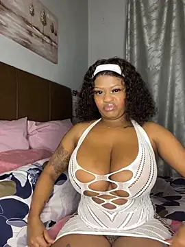 Snapshot of Boobylicious_BB chatting on May 21, 2026, 3:52 pm Boobylicious BB online show from May 21, 2026, 3:52 pm