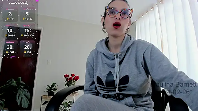 paulinabarnett- online show from February 24, 2026, 2:37 pm