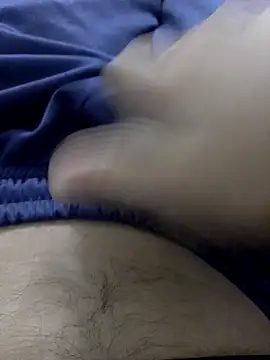 Snapshot of alejopitudo10 chatting on February 19, 2026, 12:28 am alejopitudo10 online show from February 19, 2026, 12:28 am