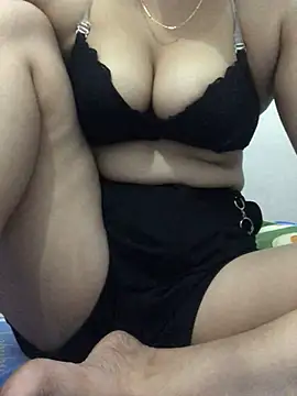 Lona Lina online show from February 6, 2025, 12:48 pm