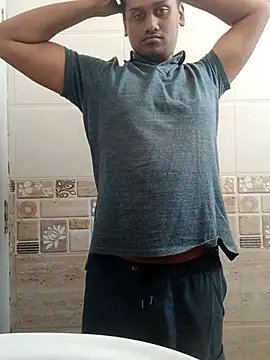 Long Laster online show from November 26, 2025, 5:08 am