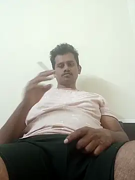 Snapshot of Long_Laster chatting on April 15, 2026, 5:53 pm Long Laster online show from April 15, 2026, 5:53 pm