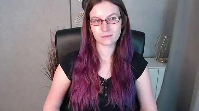 emmaxDelight online show from January 13, 2025, 6:38 am