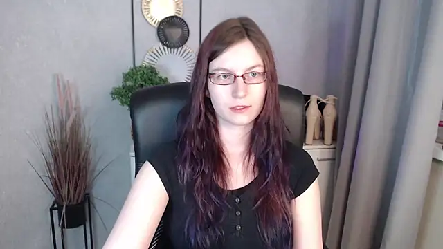 Snapshot of emmaxDelight chatting on March 9, 2026, 6:28 am emmaxDelight online show from March 9, 2026, 6:28 am