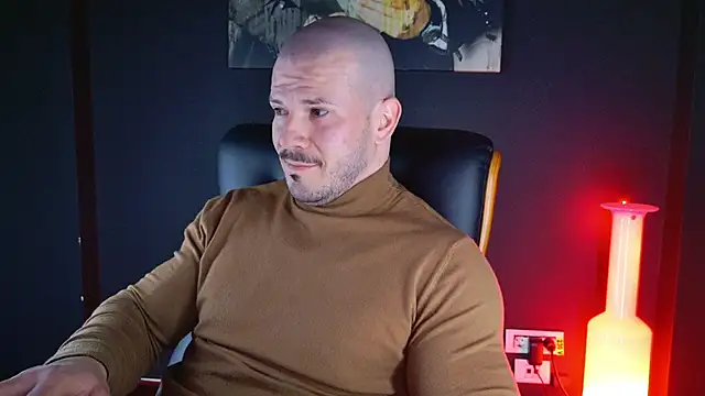 AngeloEric online show from December 17, 2024, 5:15 pm