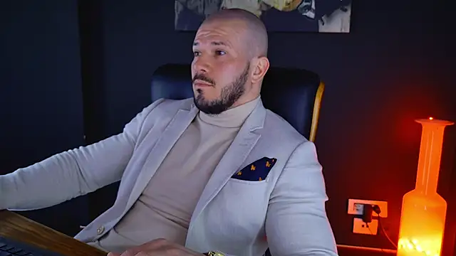 AngeloEric online show from February 5, 2025, 8:00 am