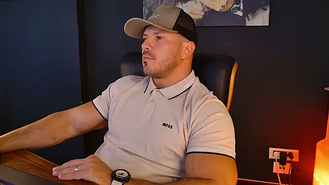 AngeloEric online show from September 22, 2025, 11:12 am