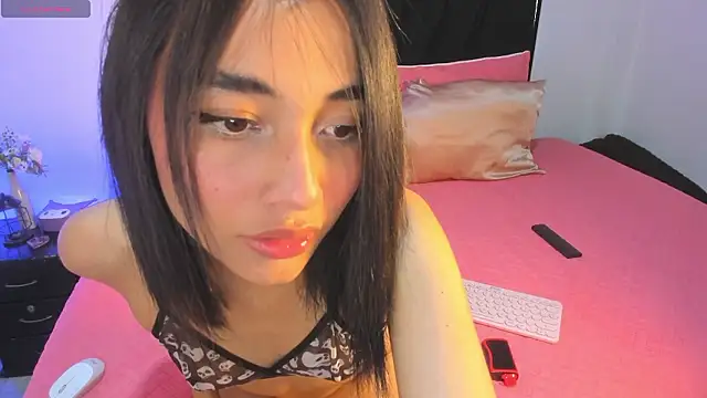 lilithTeen1  online show from January 8, 2026, 5:32 am