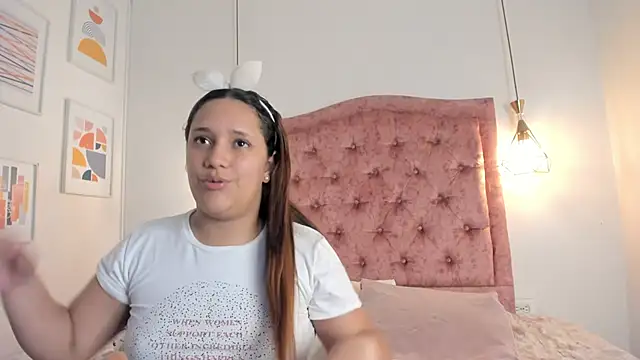 aprill21  online show from February 24, 2025, 1:53 pm