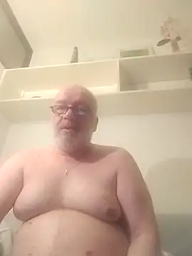 Snapshot of Belko7 chatting on March 18, 2025, 8:48 pm Belko7 online show from March 18, 2025, 8:48 pm