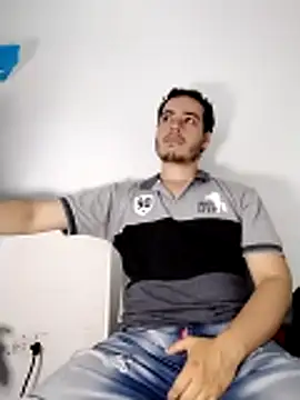 Gasparin32 online show from April 20, 2026, 9:49 pm