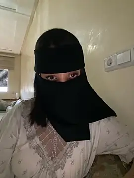 jijijoudia online show from September 20, 2025, 4:41 pm