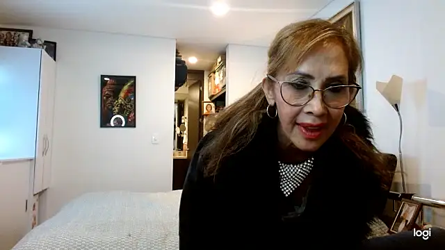 Snapshot of Canelita28 chatting on April 28, 2026, 12:09 am Canelita28 online show from April 28, 2026, 12:09 am