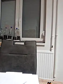 allinqueen online show from September 26, 2025, 8:57 pm