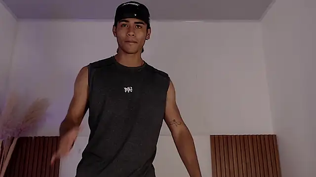 zander 2120 online show from March 12, 2025, 4:46 pm