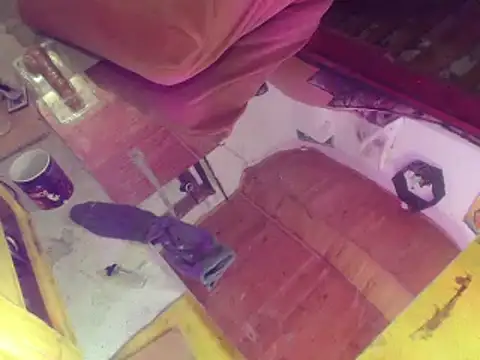 laye19 online show from January 28, 2025, 12:54 pm