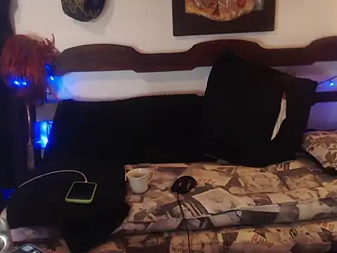 laye19 online show from October 1, 2025, 10:16 pm