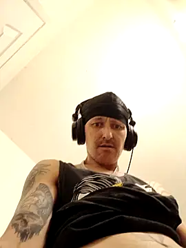 Jsexconn69 online show from April 7, 2026, 9:37 pm